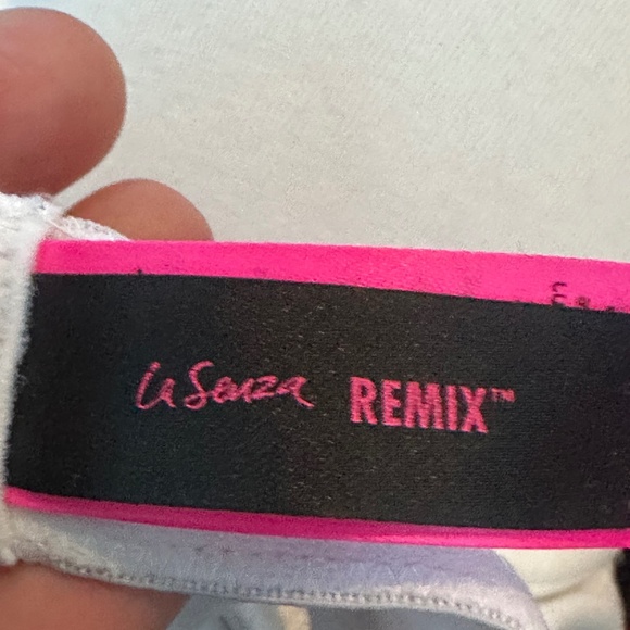 5 Bras (34B): 1Strapless, 2 PushUp,  w Straps & 2 Padded Exercise Bras - Picture 14 of 16